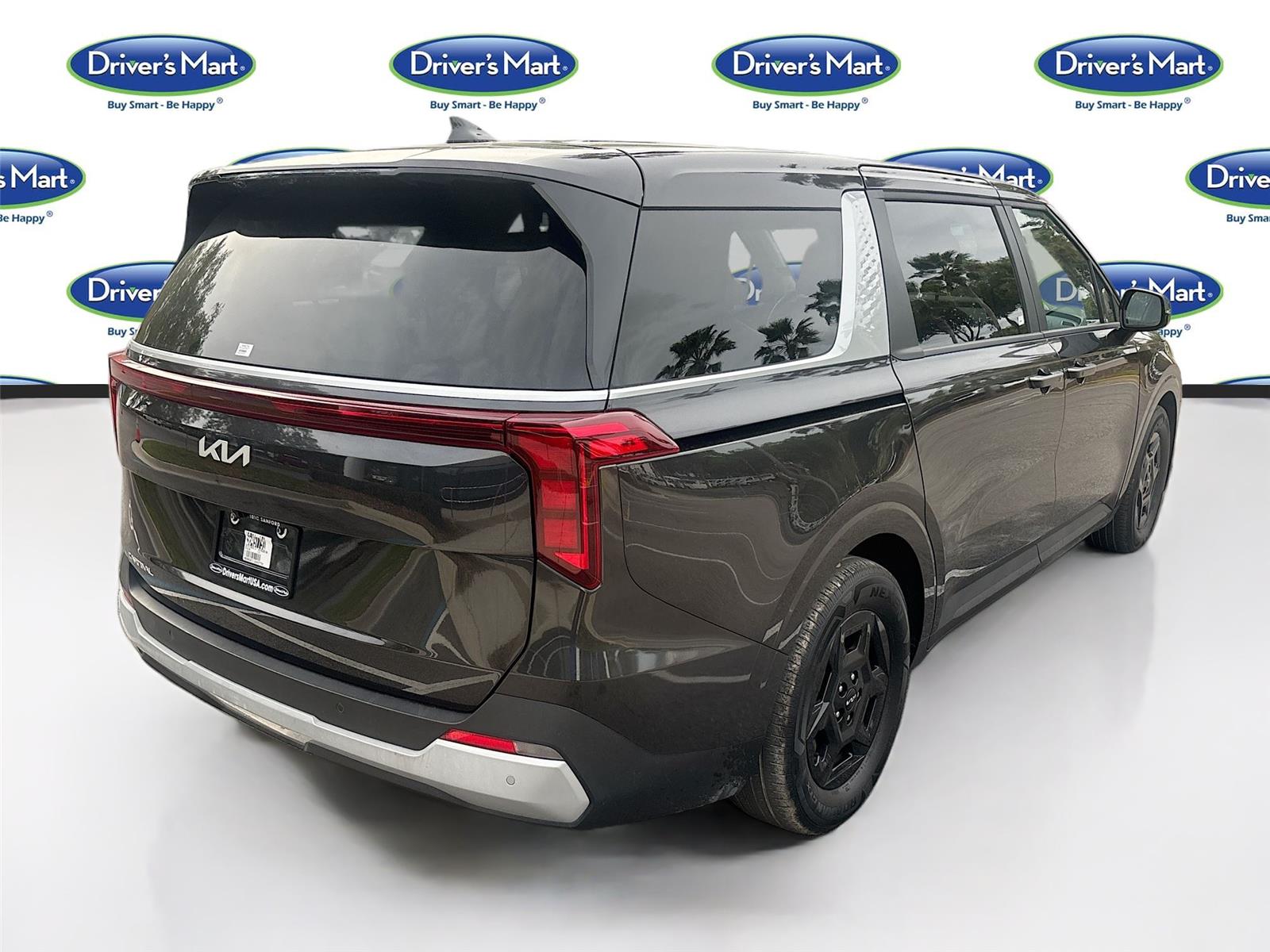 2025 Kia Carnival LXS