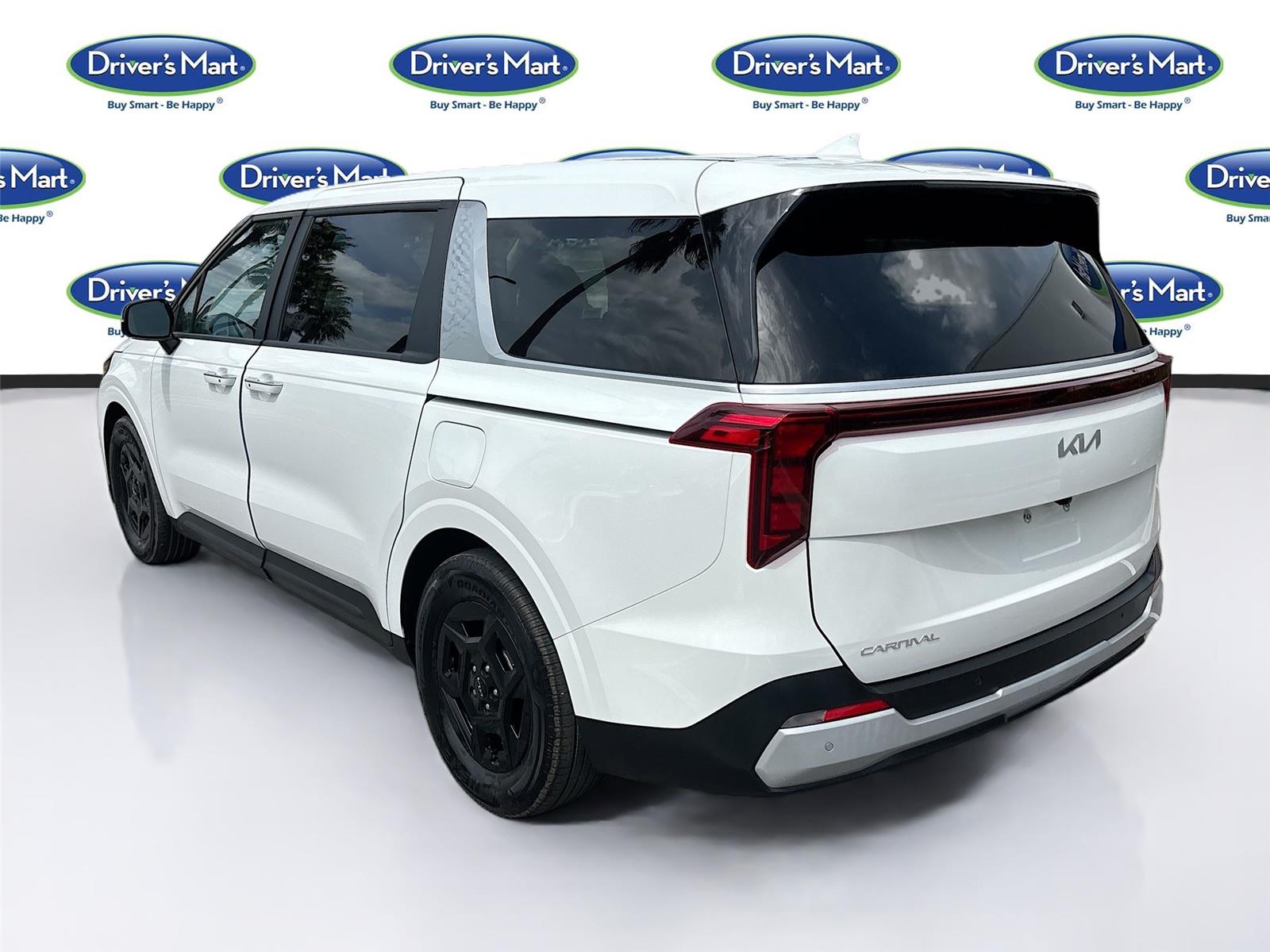 2025 Kia Carnival LXS