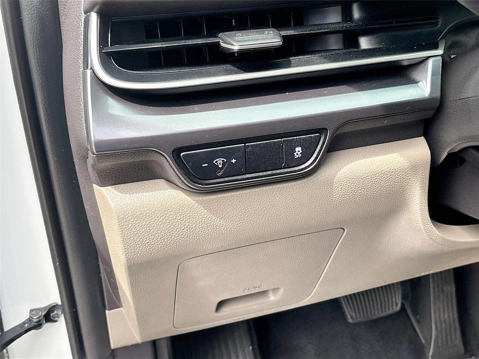 2025 Kia Carnival LXS