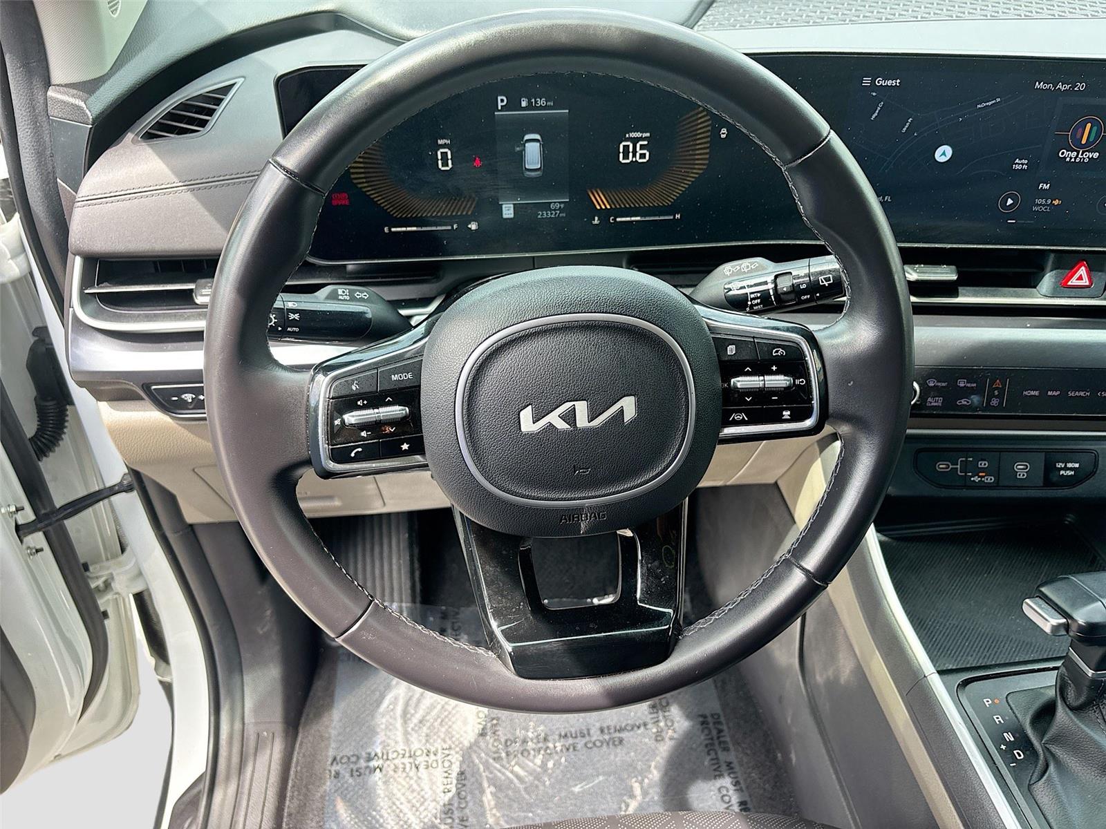 2025 Kia Carnival LXS