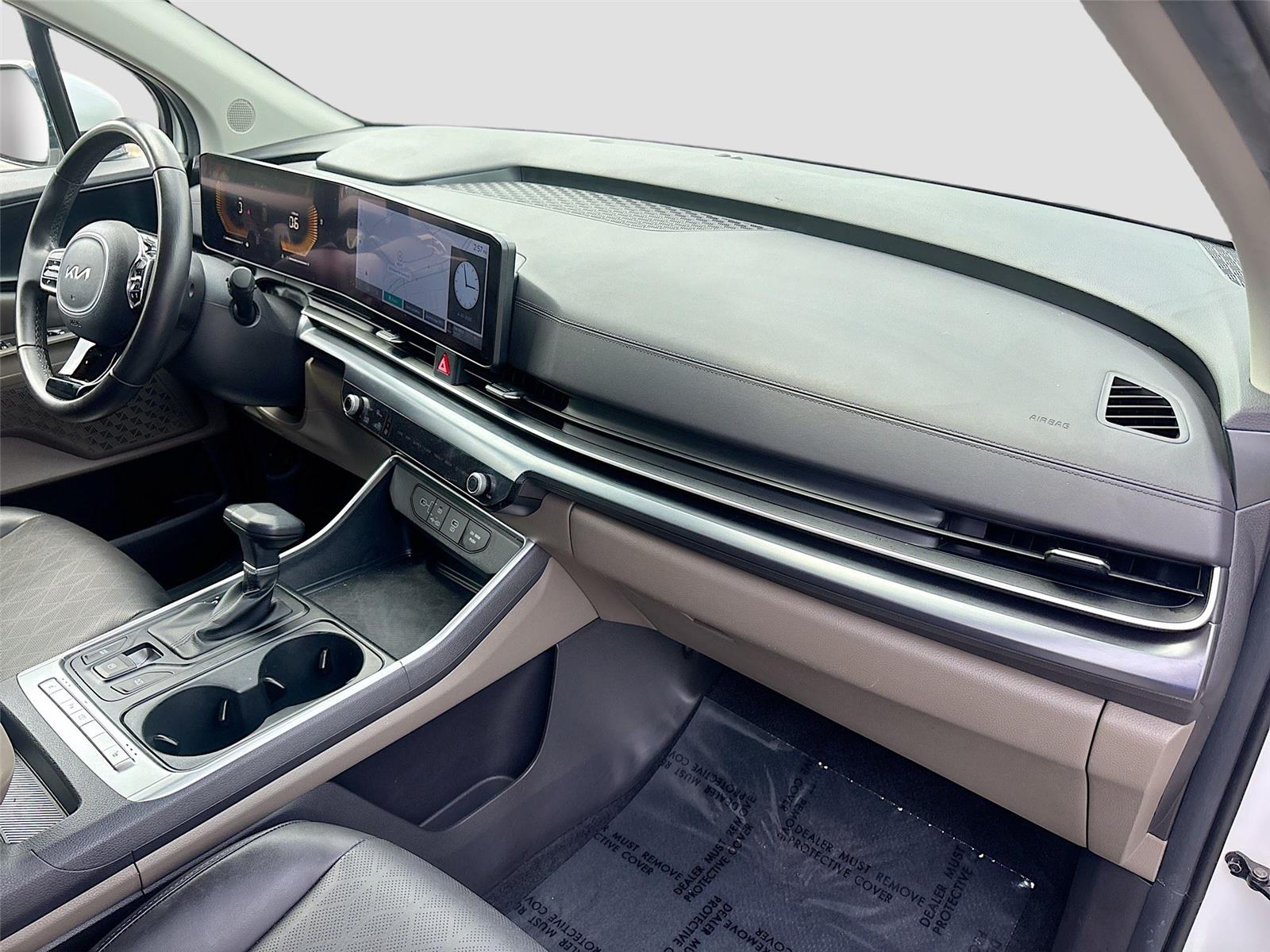 2025 Kia Carnival LXS