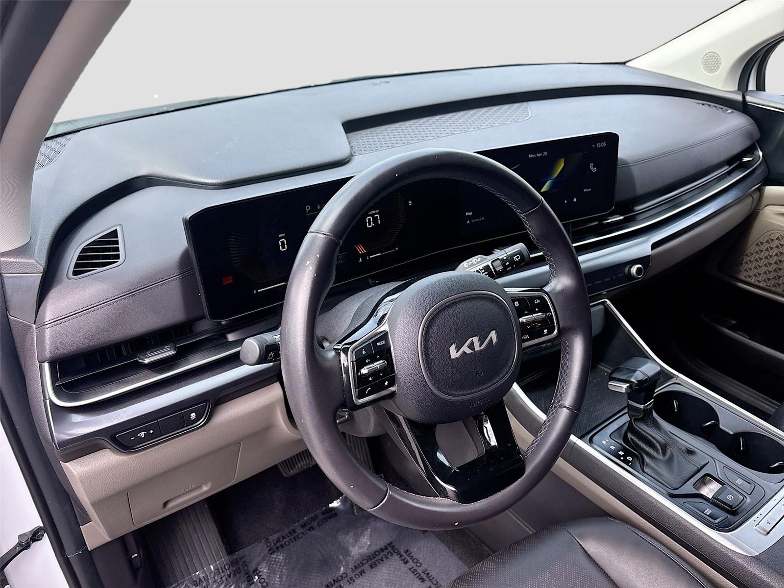 2025 Kia Carnival LXS