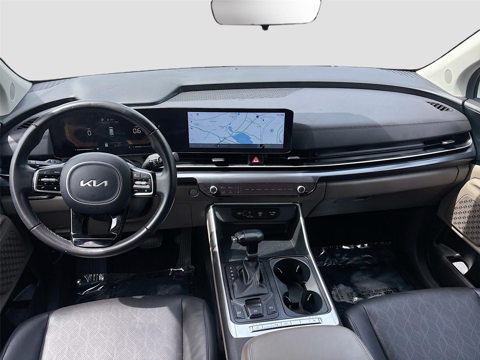 2025 Kia Carnival LXS