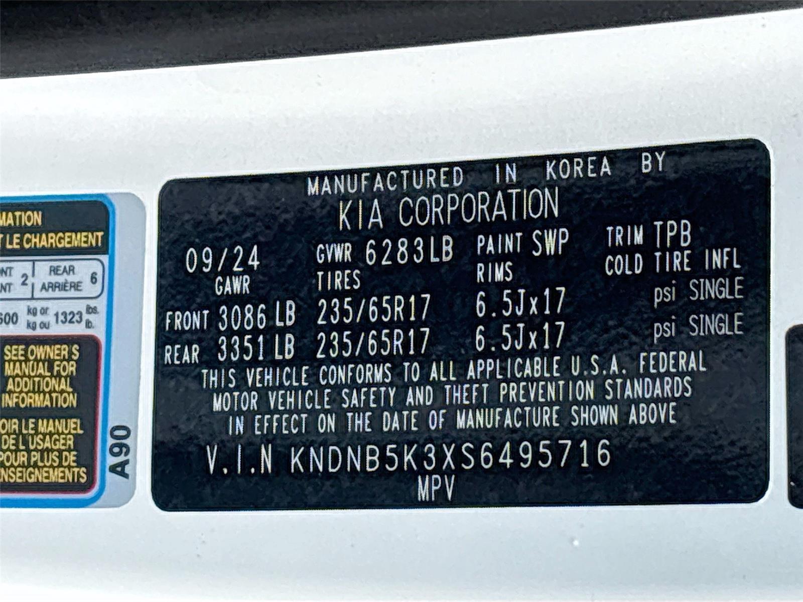 2025 Kia Carnival LXS