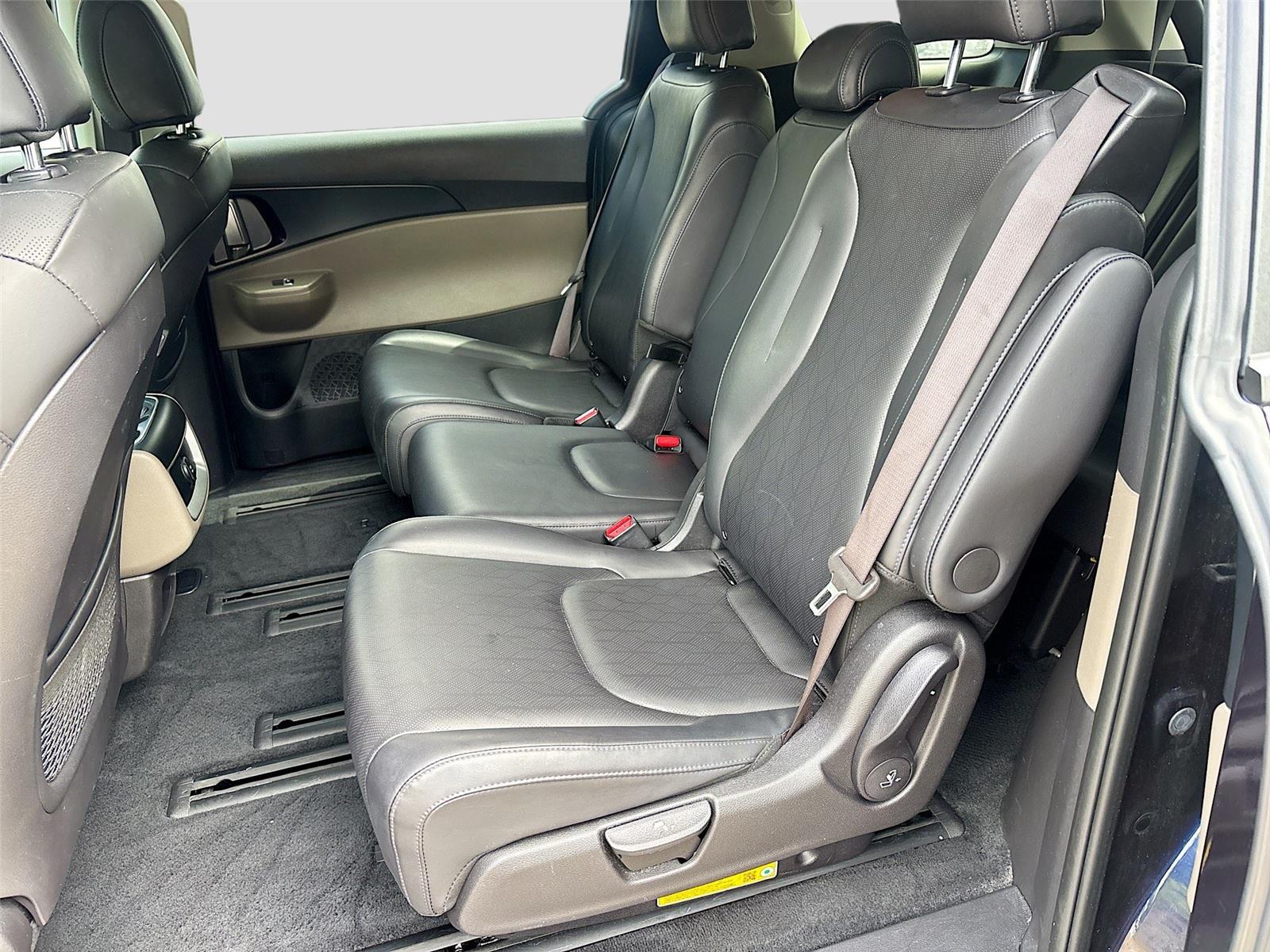 2025 Kia Carnival LXS