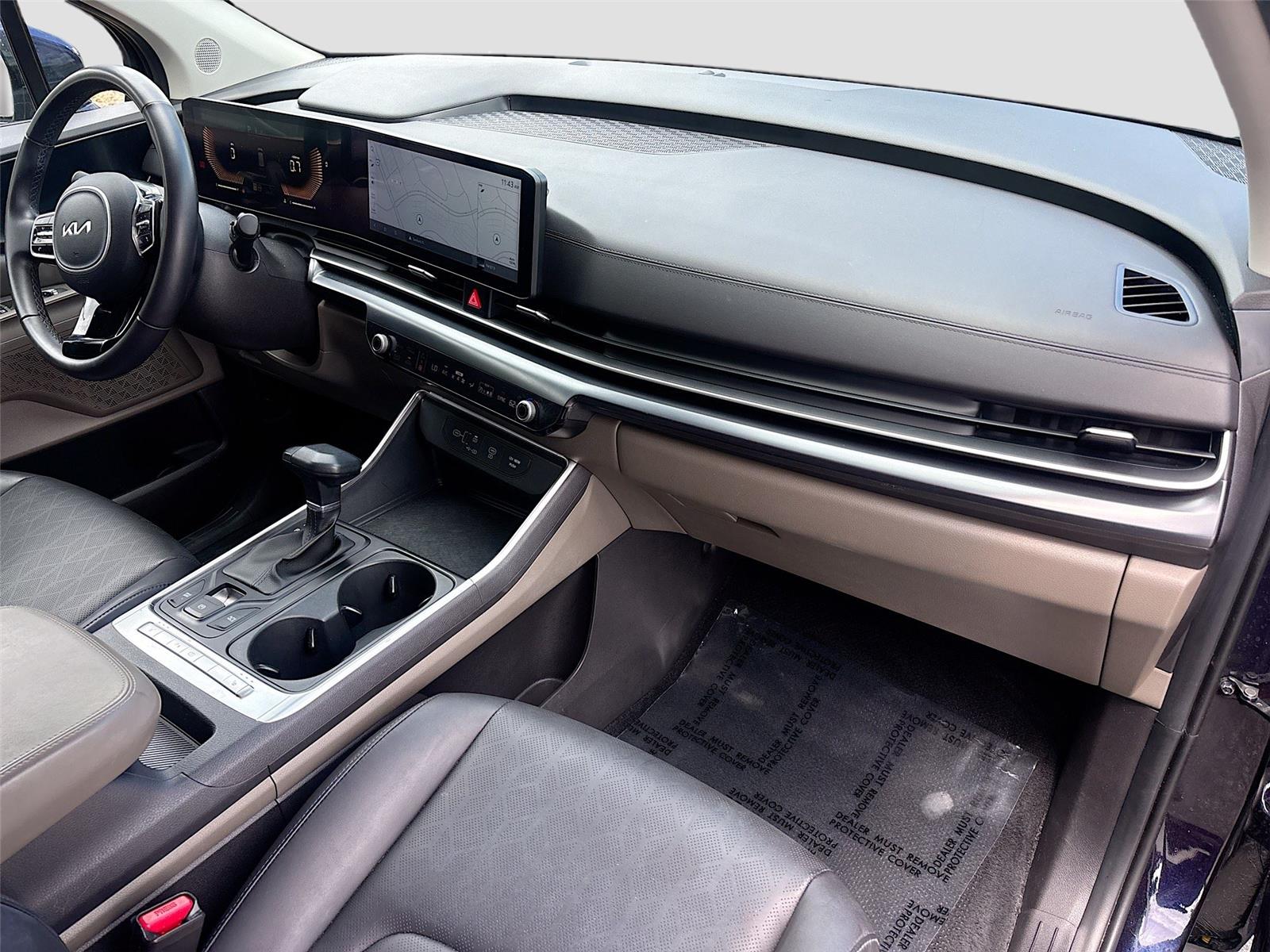 2025 Kia Carnival LXS