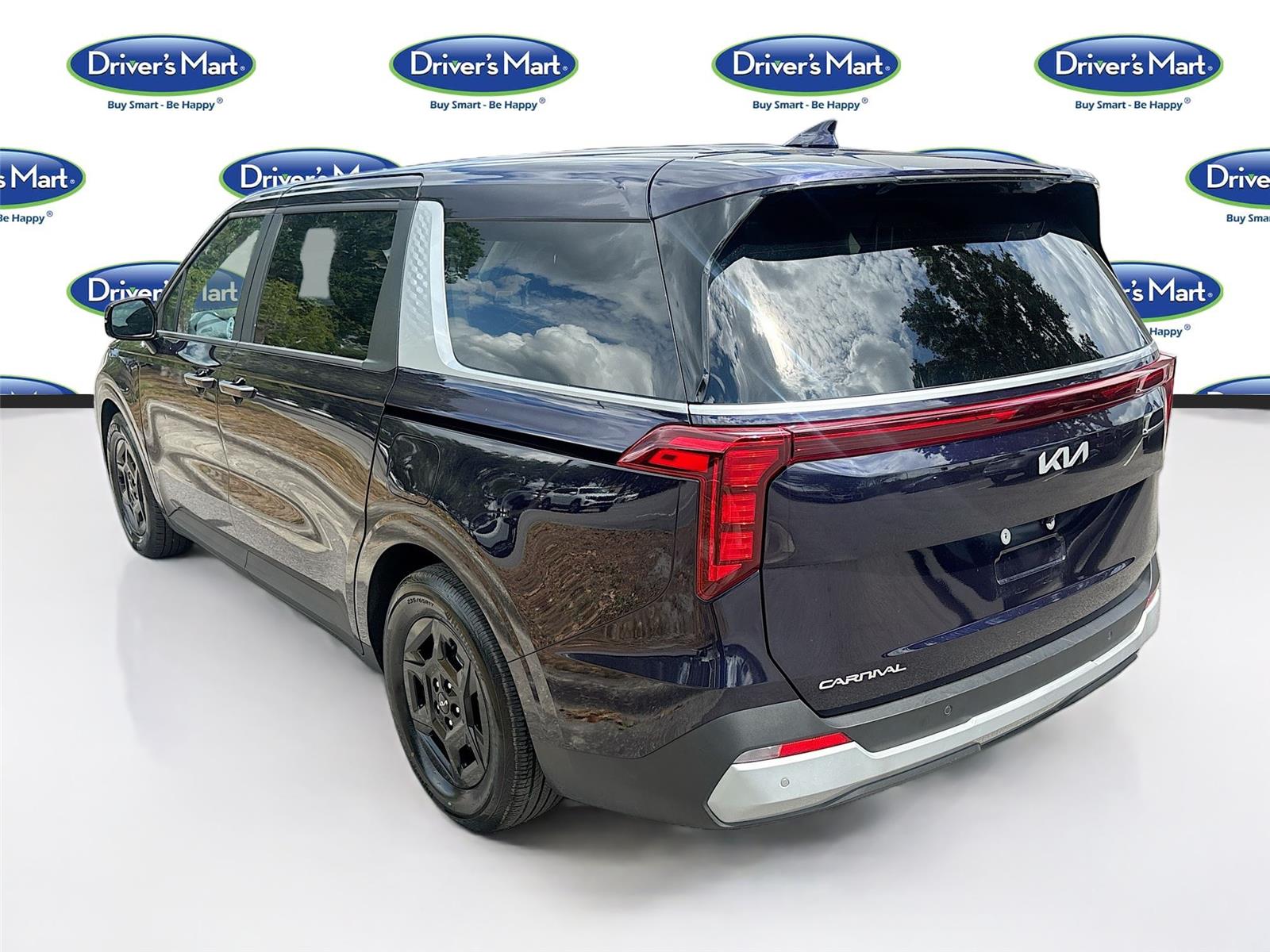 2025 Kia Carnival LXS