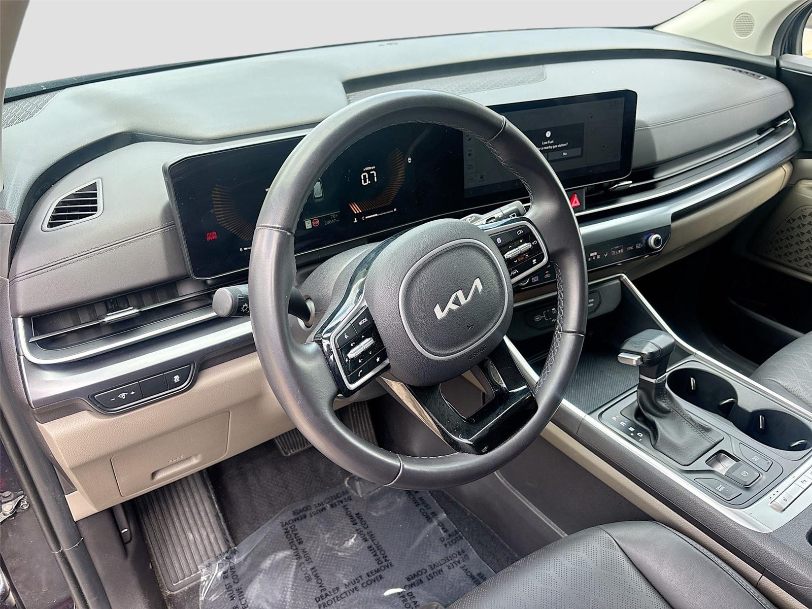 2025 Kia Carnival LXS