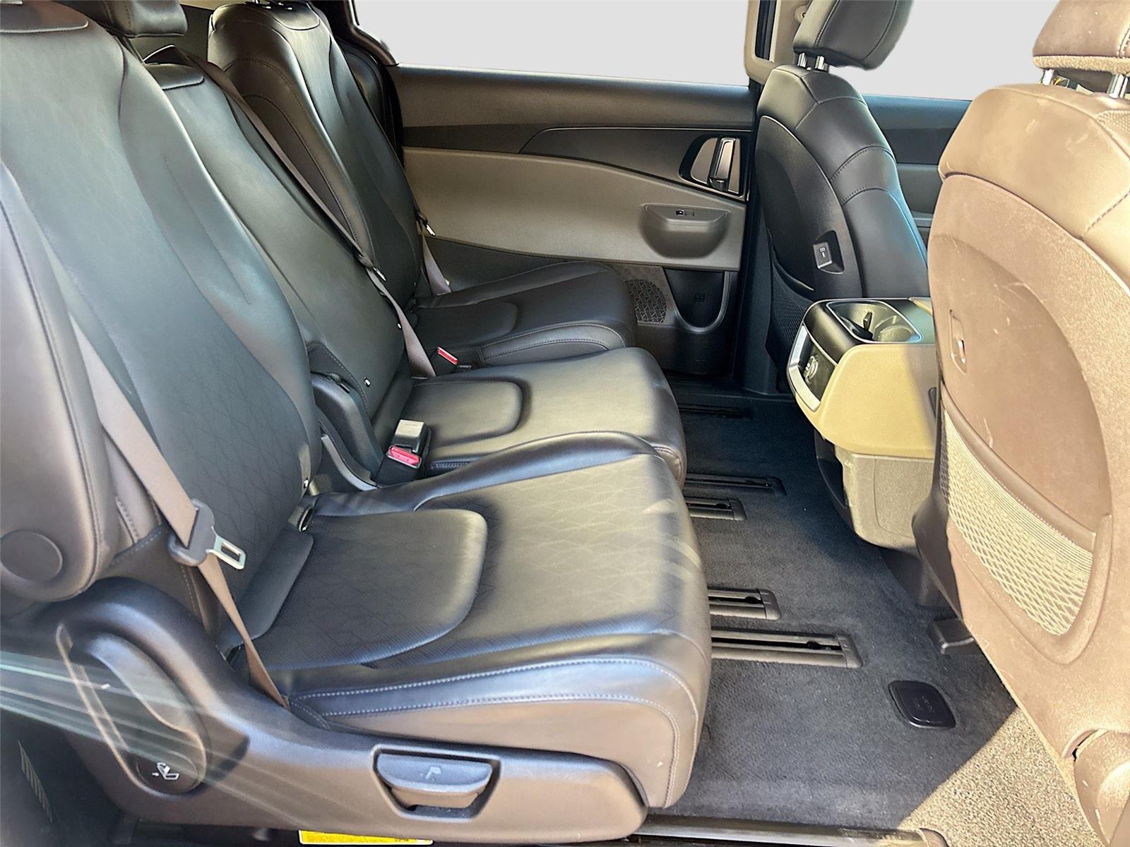 2025 Kia Carnival LXS