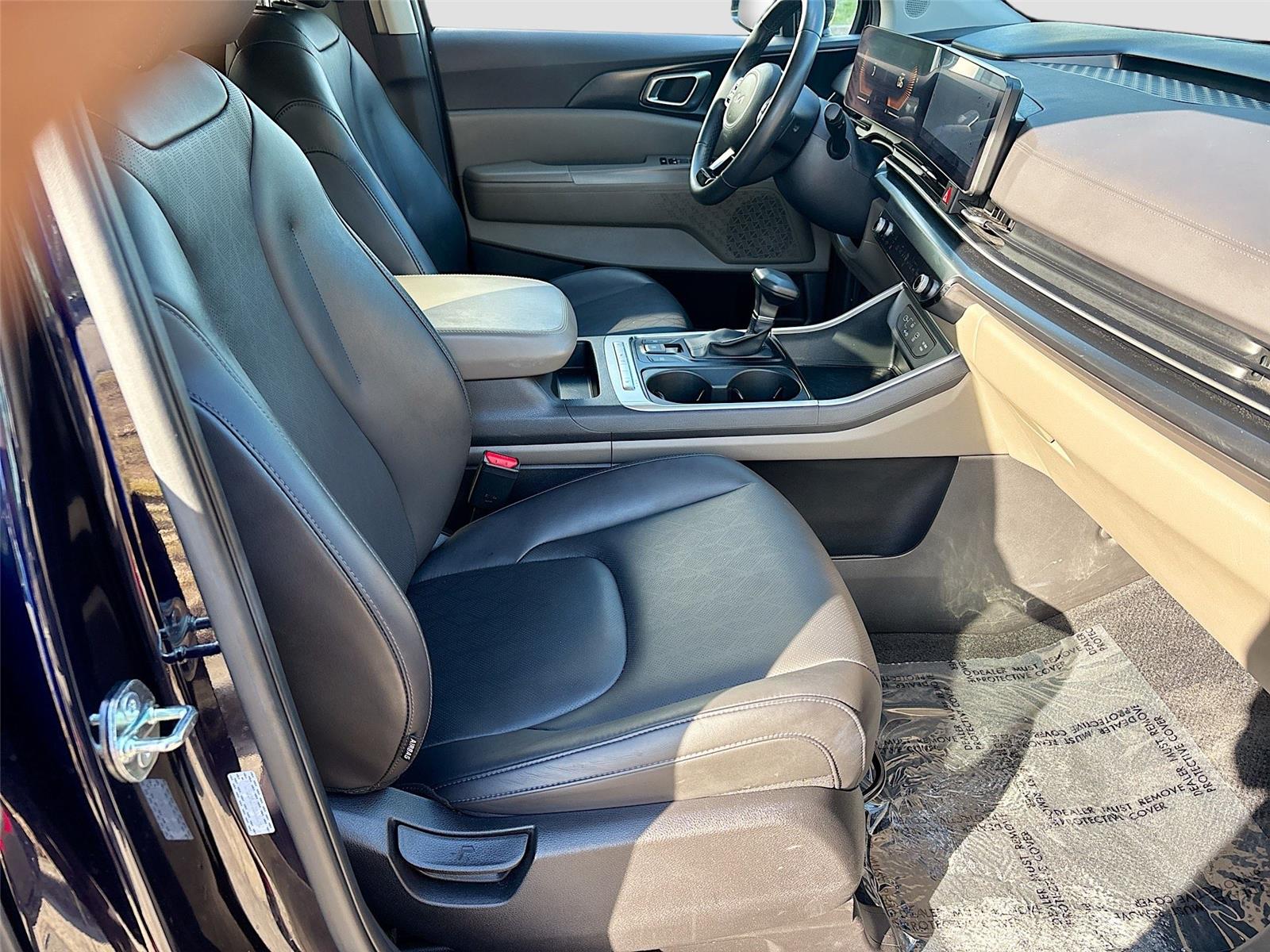 2025 Kia Carnival LXS