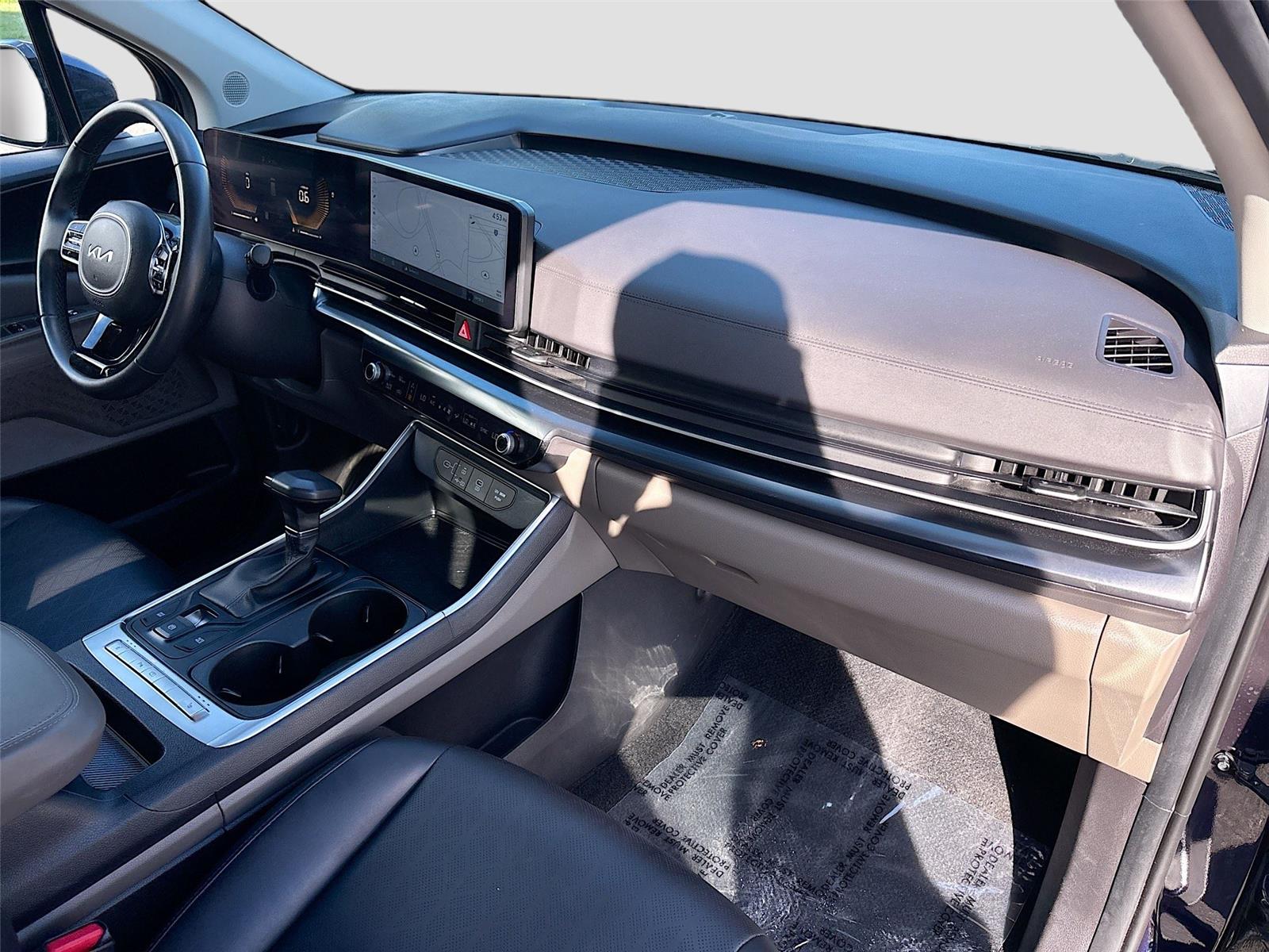 2025 Kia Carnival LXS