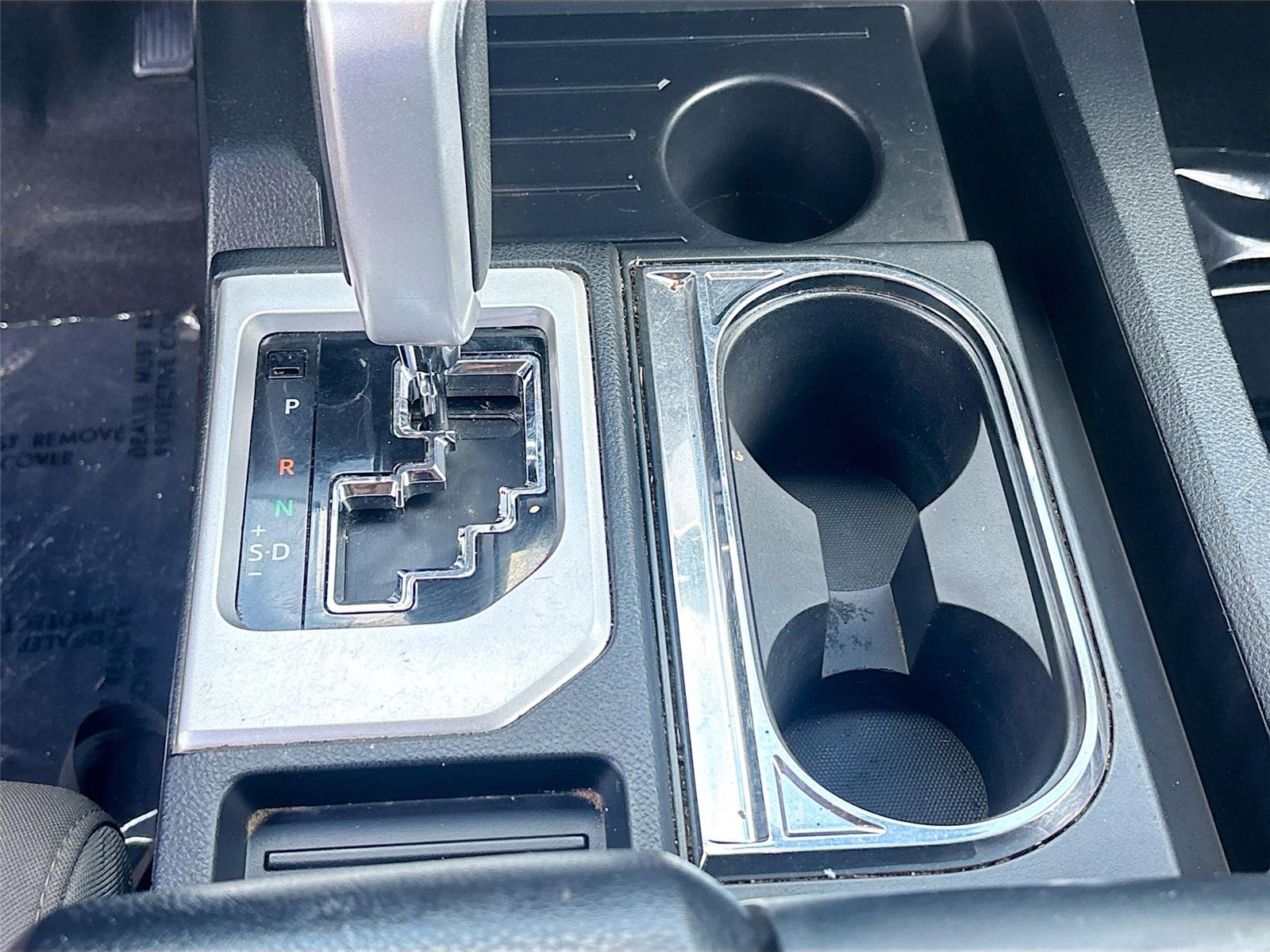 2014 Toyota Tundra Truck SR5