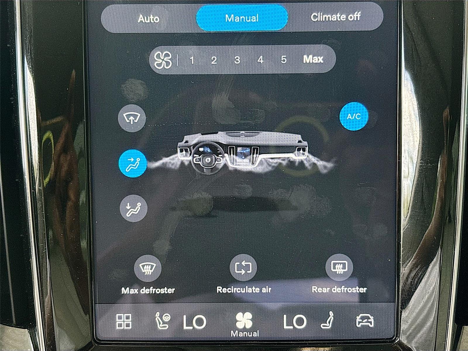 2025 Volvo V60 Cross Country Plus