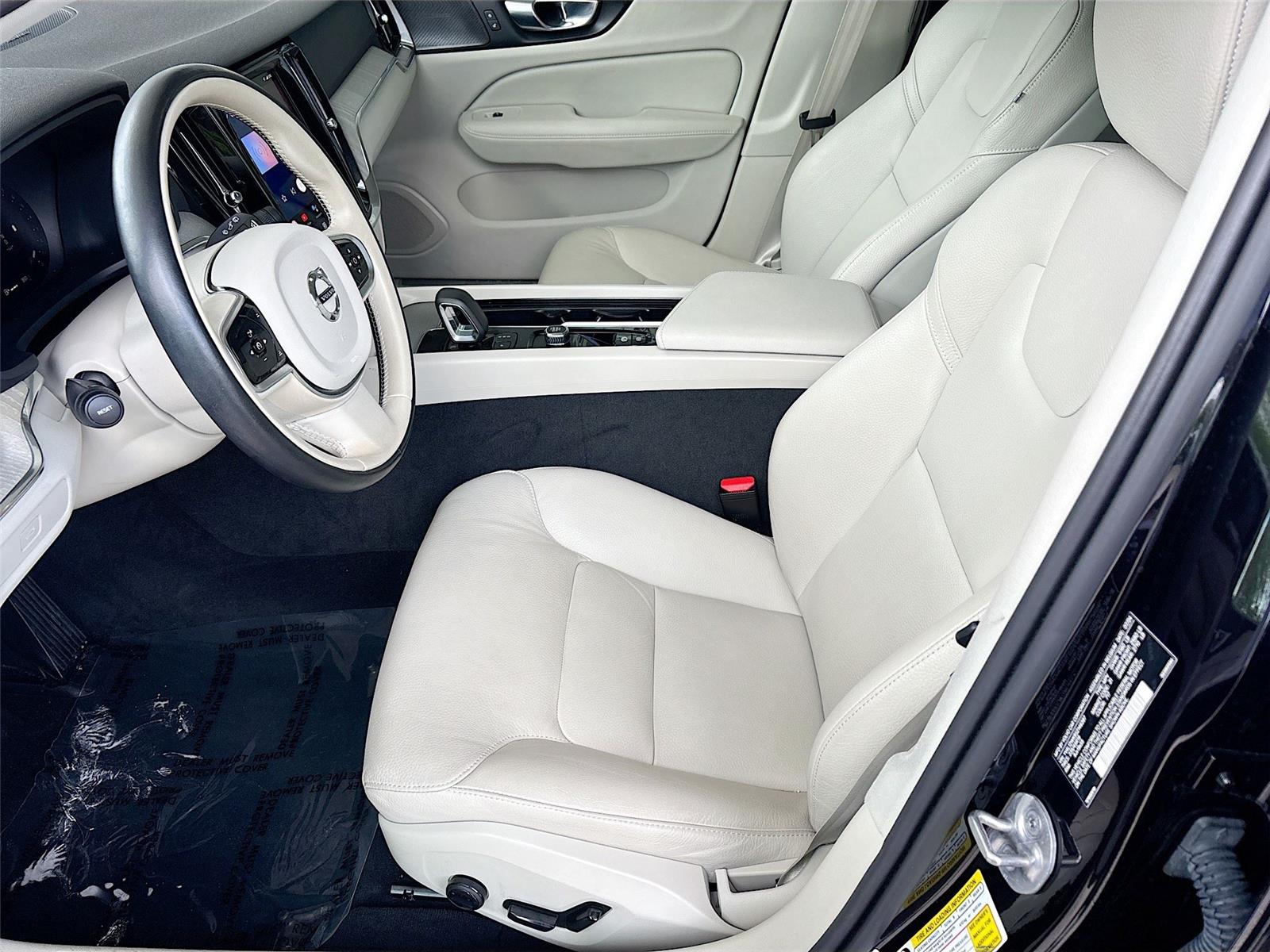 2025 Volvo V60 Cross Country Plus