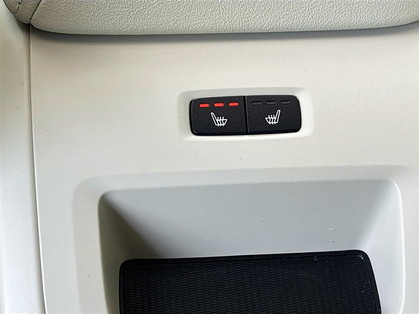 2025 Volvo V60 Cross Country Plus