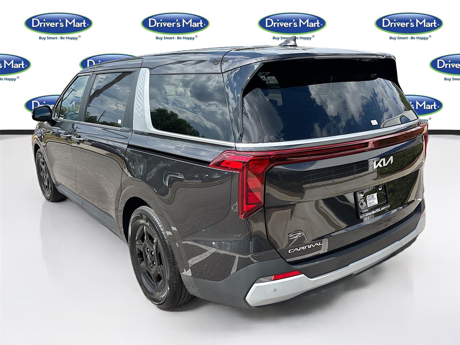 2025 Kia Carnival LXS