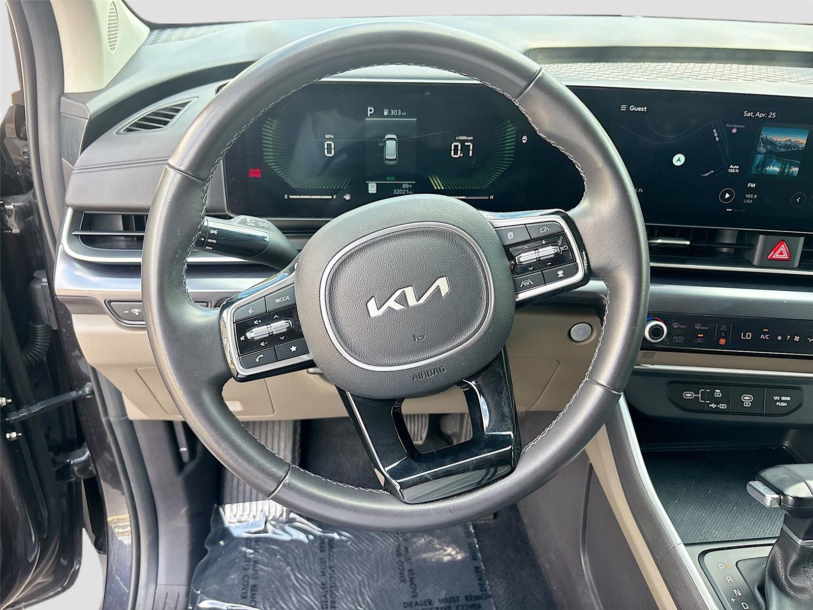 2025 Kia Carnival LXS