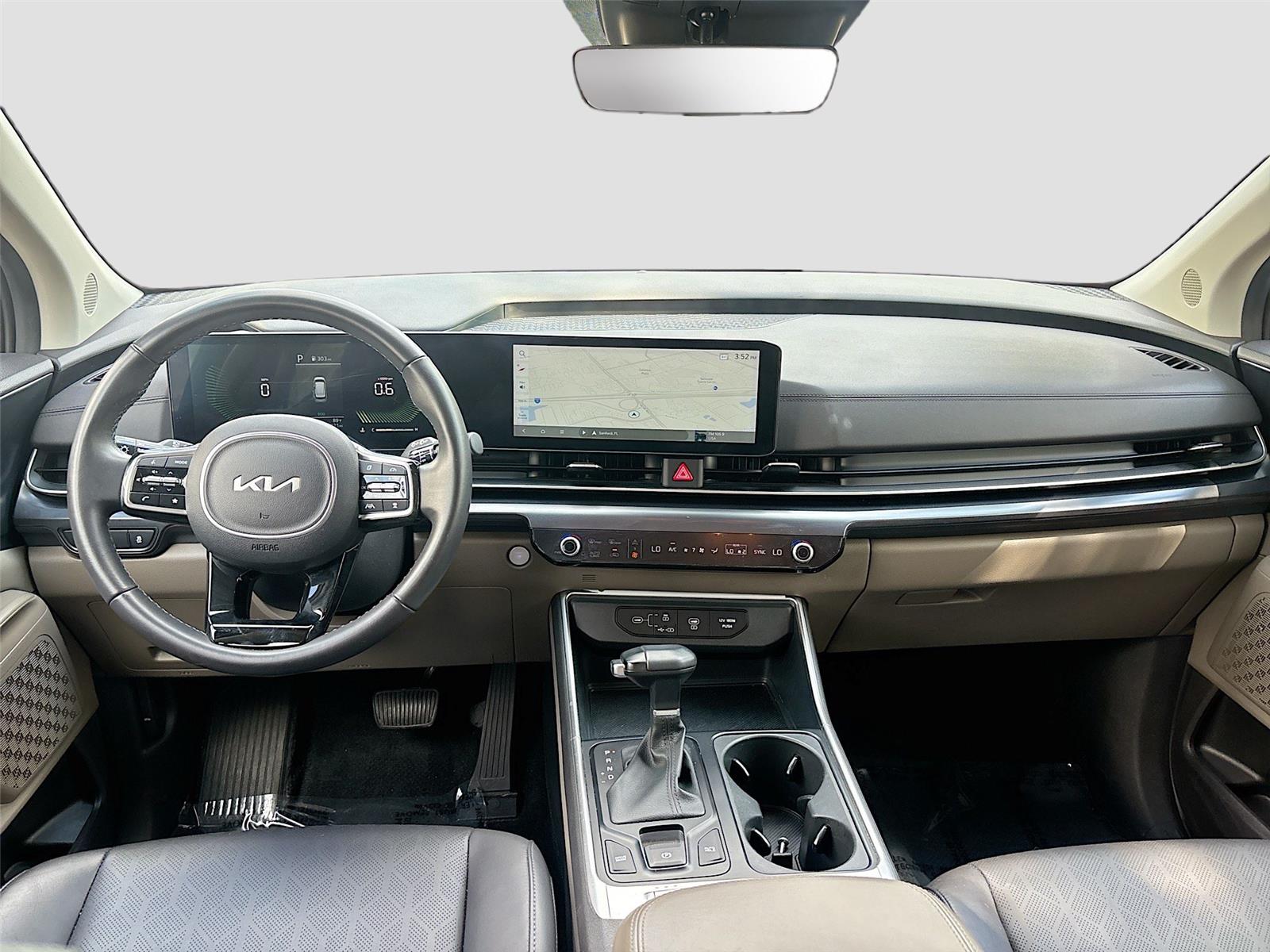 2025 Kia Carnival LXS