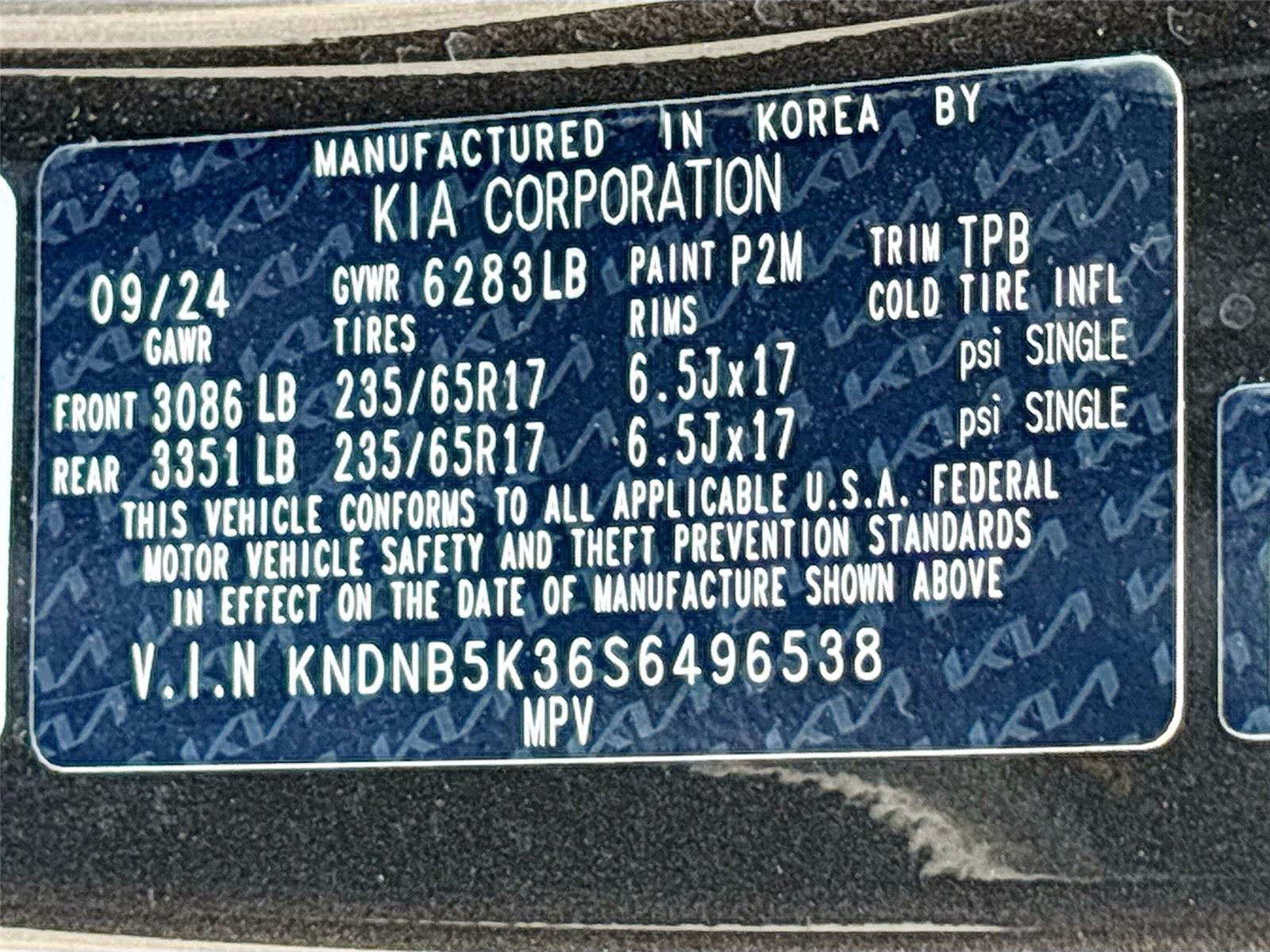 2025 Kia Carnival LXS