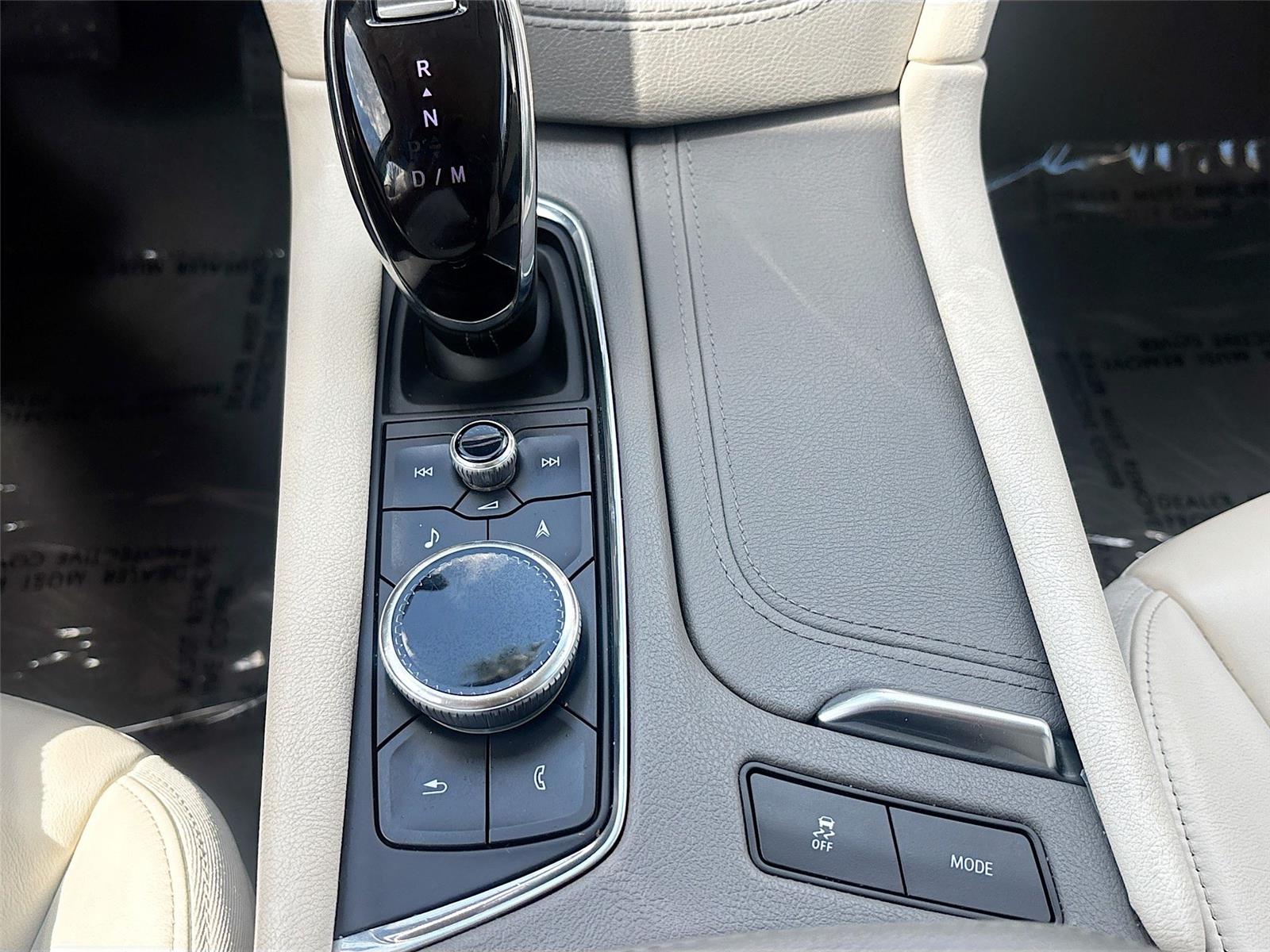 2023 Cadillac XT6 FWD Premium Luxury