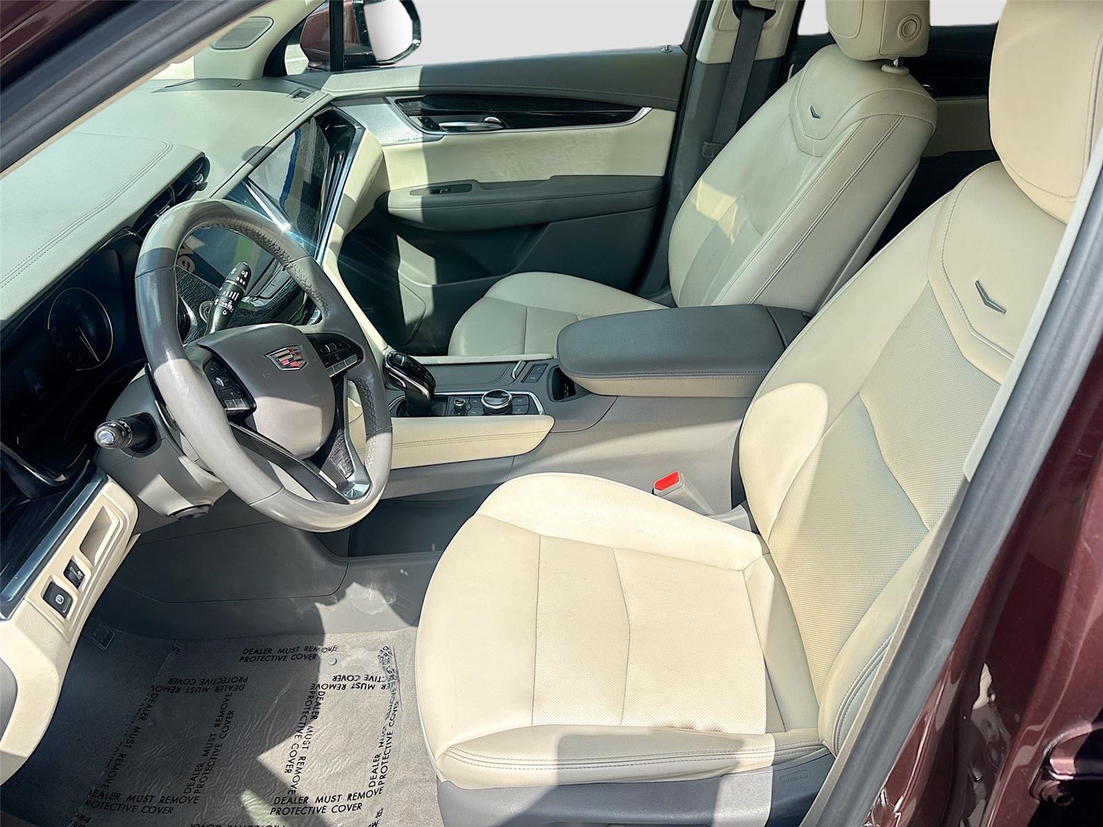 2023 Cadillac XT6 FWD Premium Luxury