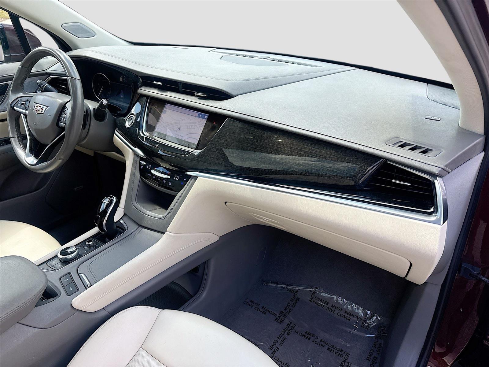 2023 Cadillac XT6 FWD Premium Luxury