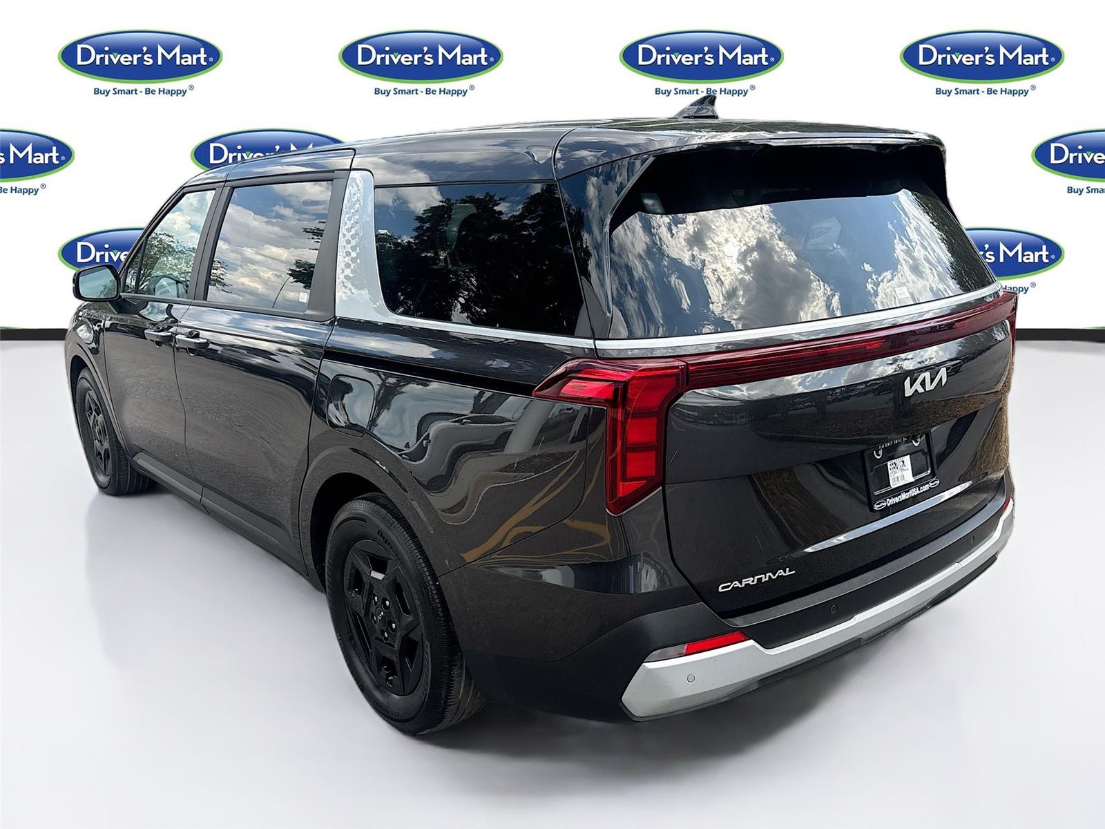 2025 Kia Carnival LXS