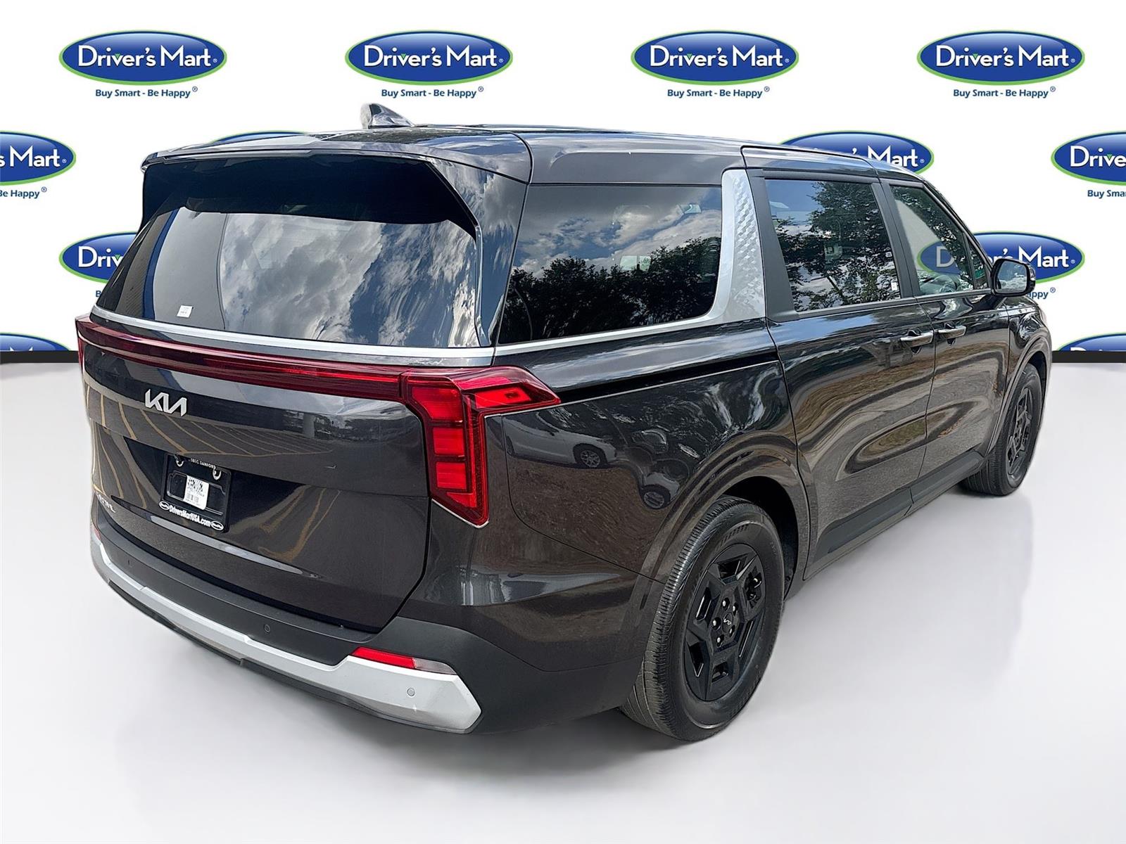 2025 Kia Carnival LXS