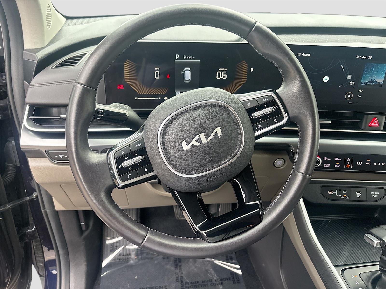 2025 Kia Carnival LXS