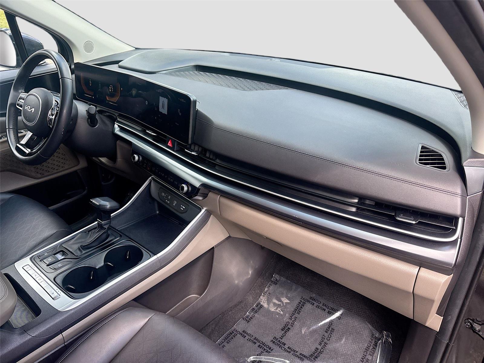 2025 Kia Carnival LXS