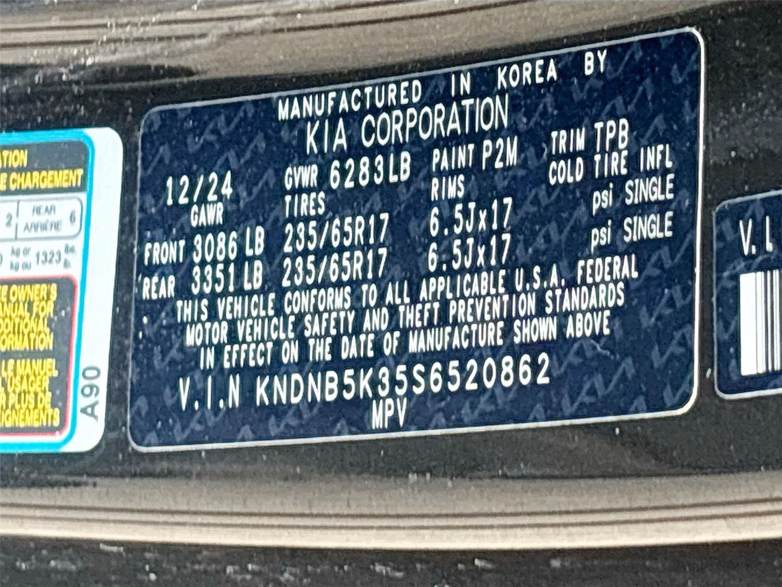 2025 Kia Carnival LXS