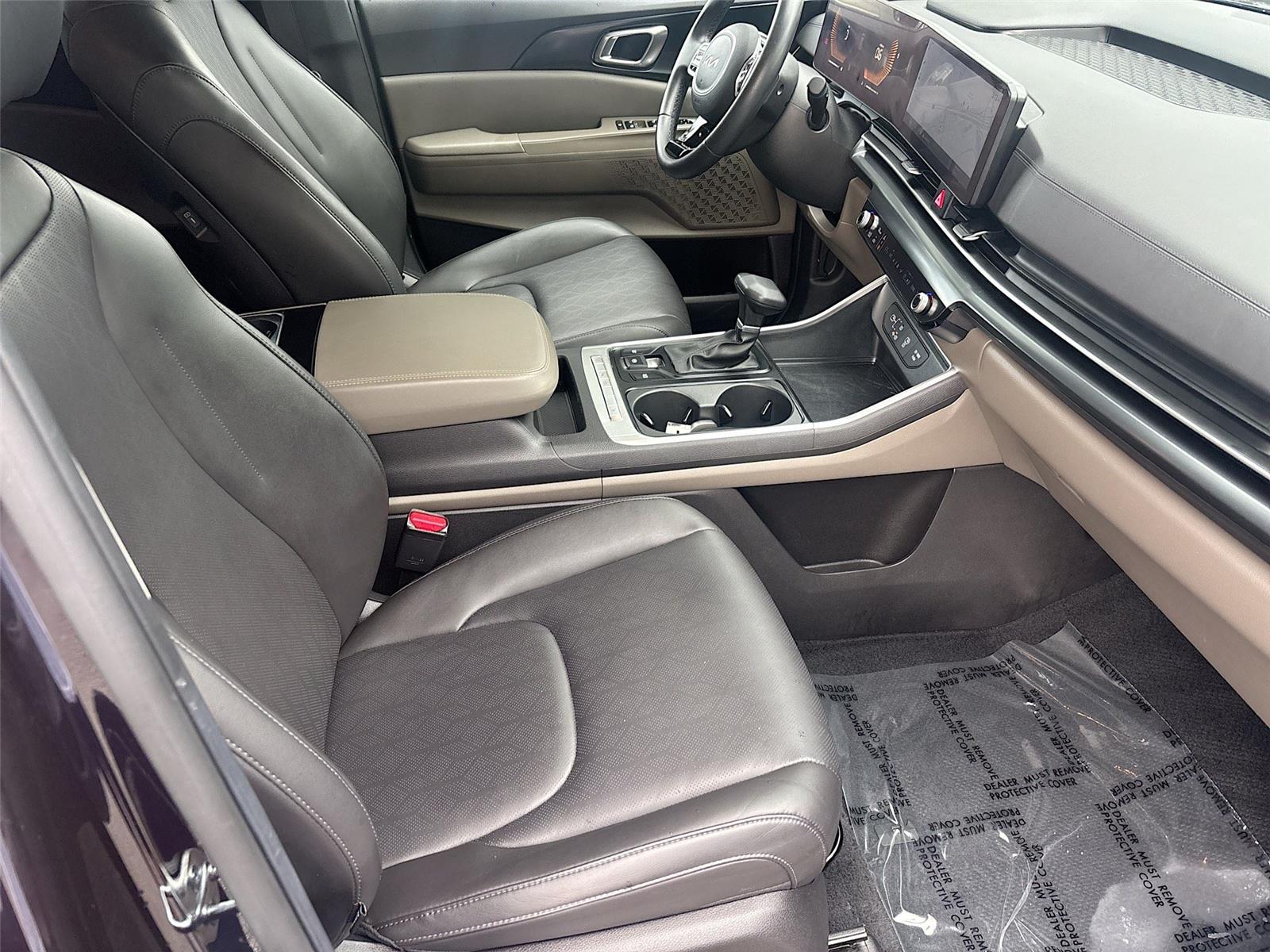 2025 Kia Carnival LXS