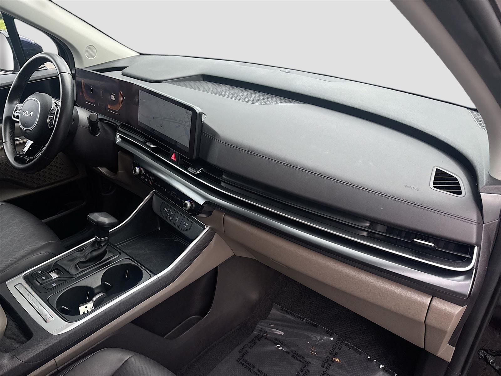 2025 Kia Carnival LXS