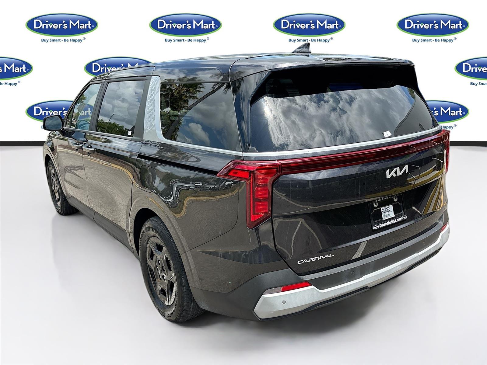 2025 Kia Carnival LXS