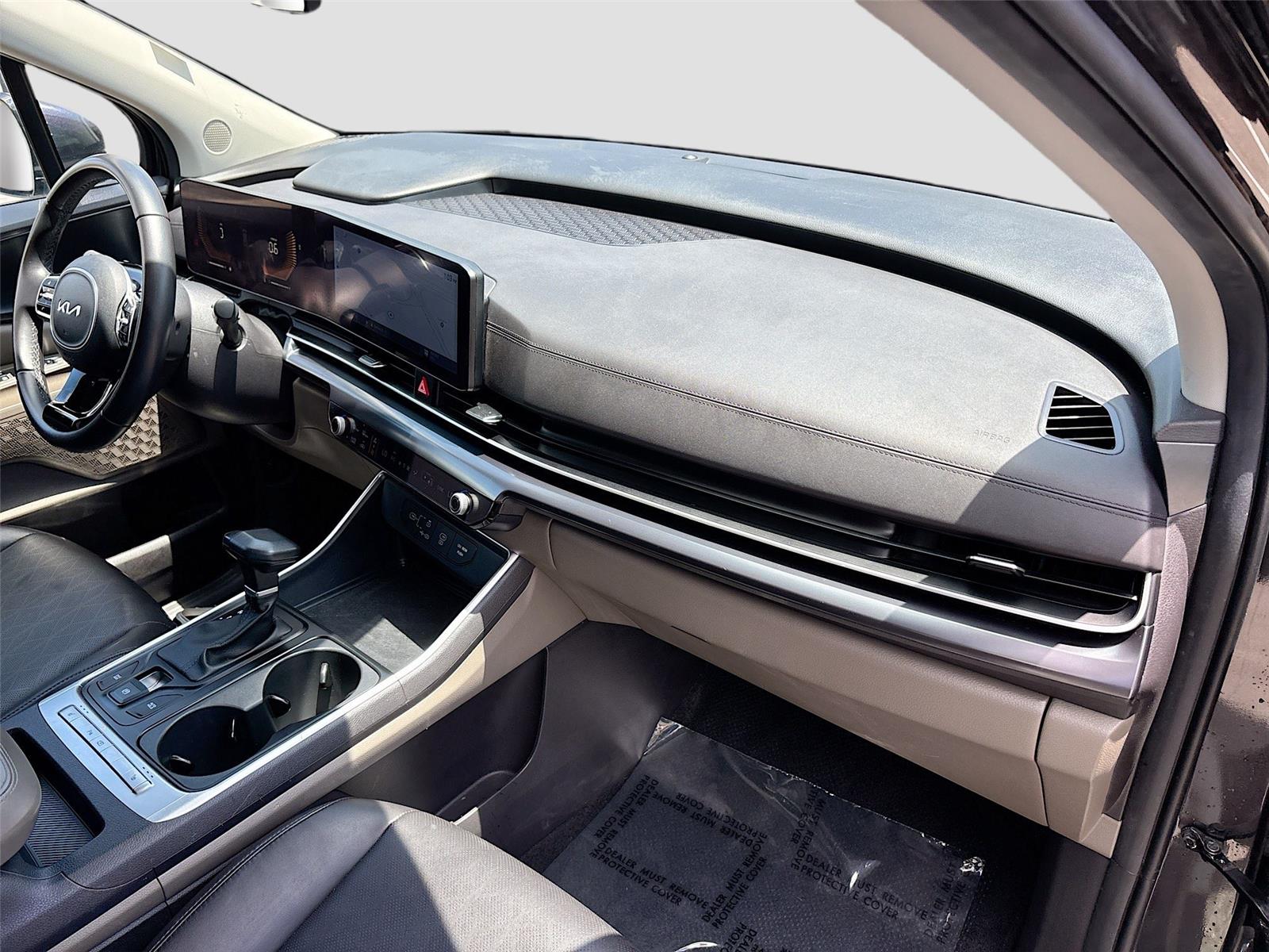 2025 Kia Carnival LXS