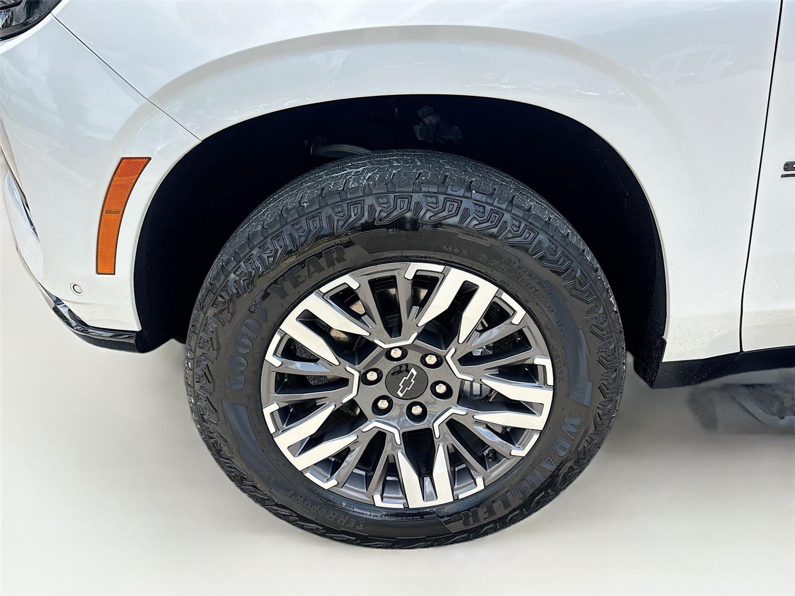 2025 Chevrolet Suburban Z71