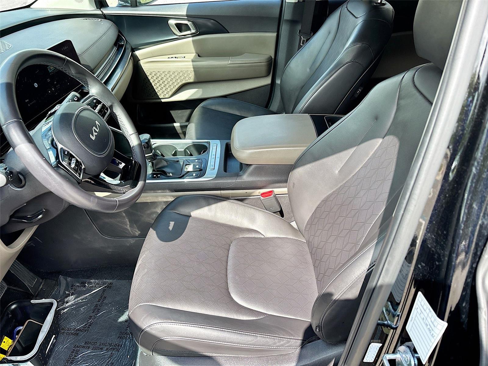 2025 Kia Carnival LXS