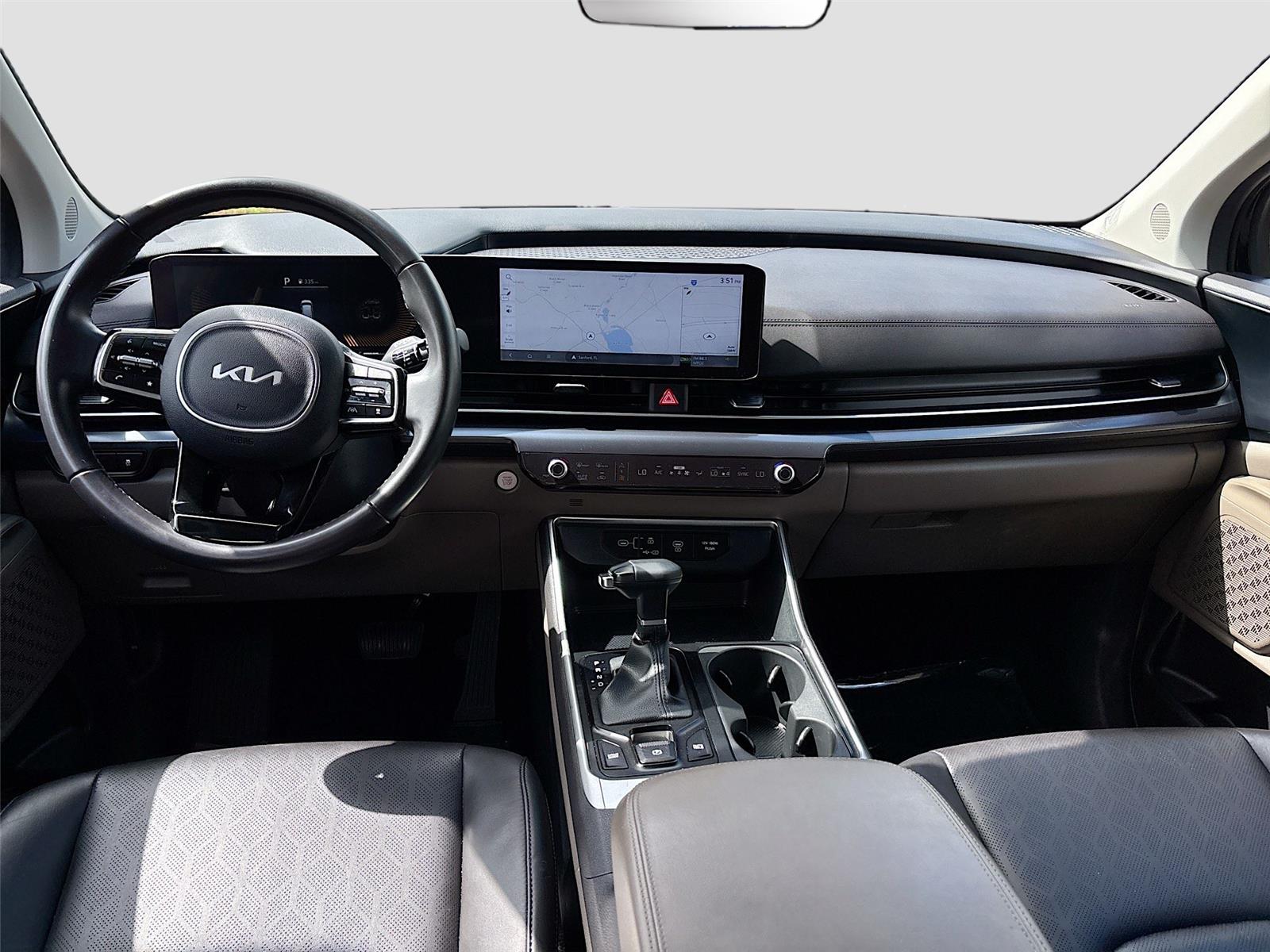 2025 Kia Carnival LXS