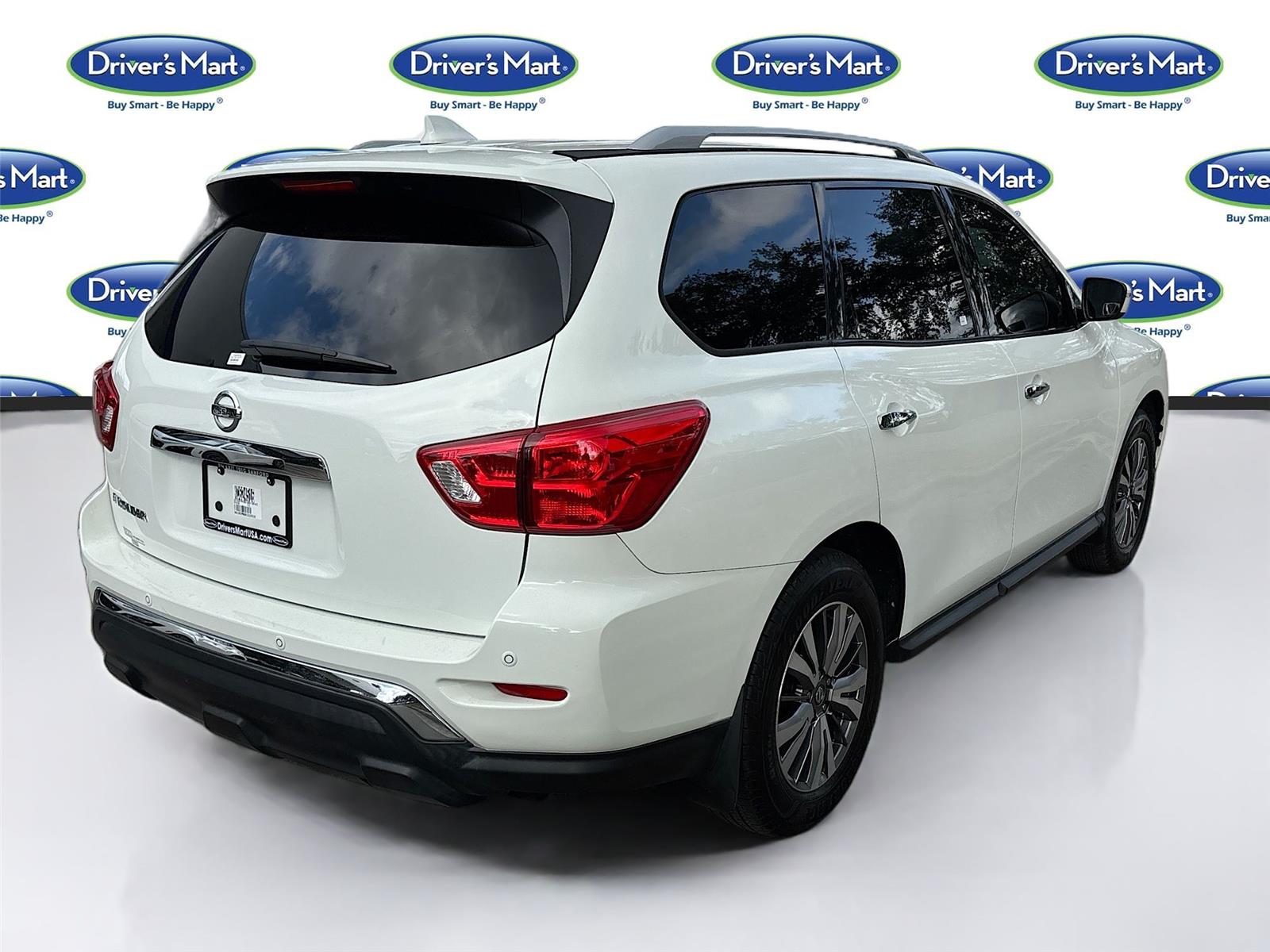 2019 Nissan Pathfinder S