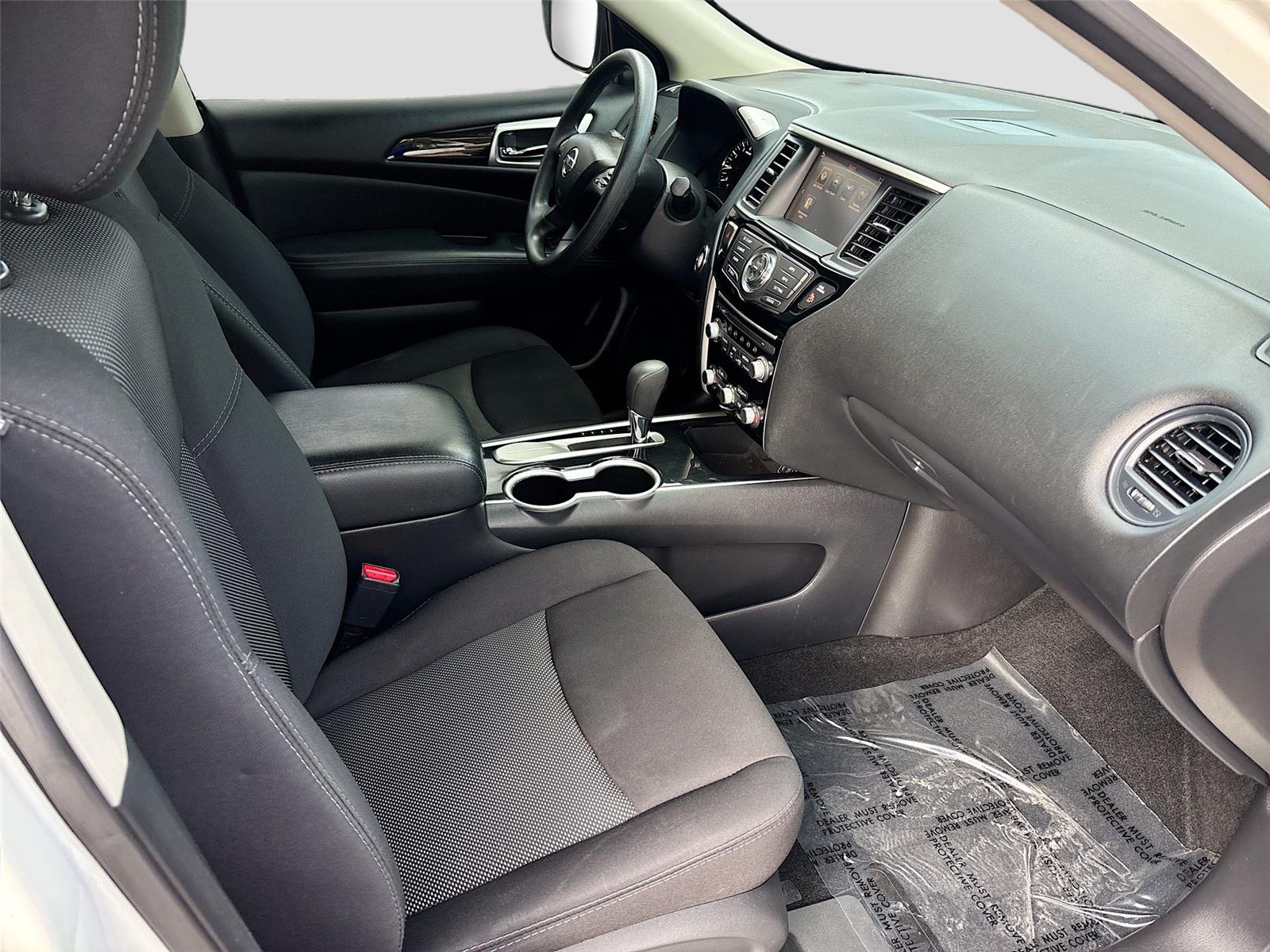 2019 Nissan Pathfinder S