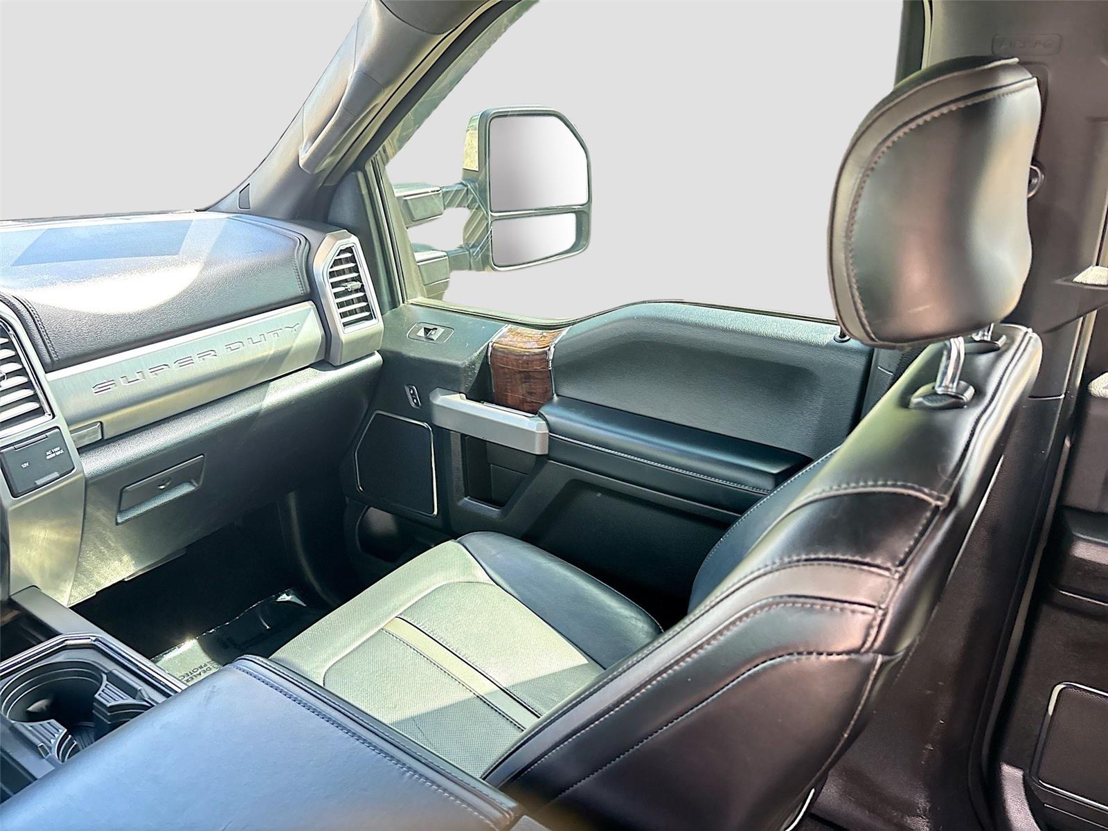2017 Ford Super Duty F-250 SRW Platinum