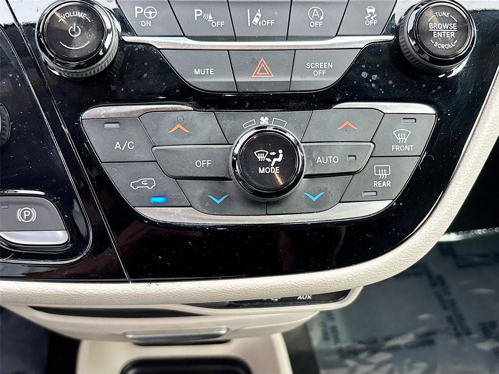 2019 Chrysler Pacifica Touring Plus