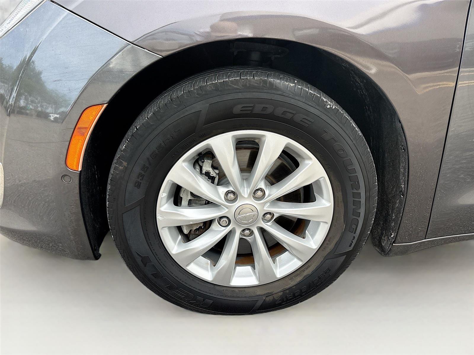 2019 Chrysler Pacifica Touring Plus