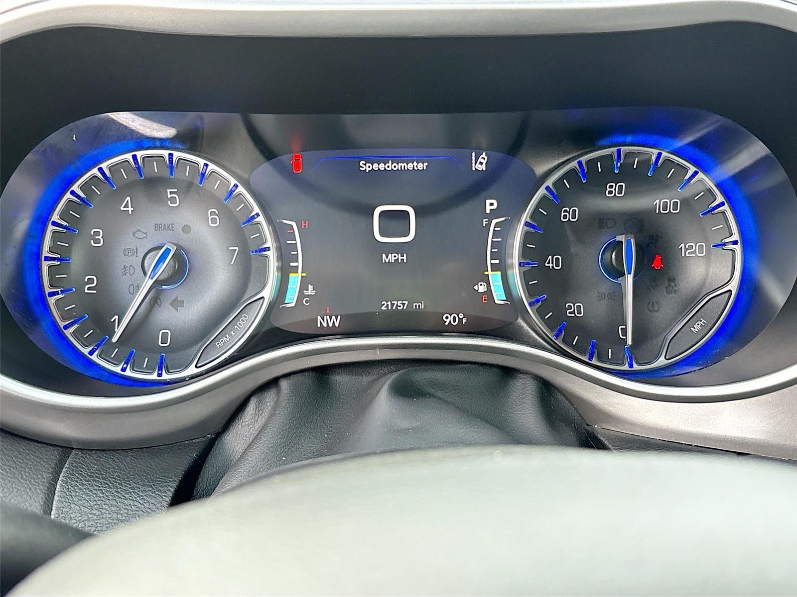 2025 Chrysler Pacifica Select