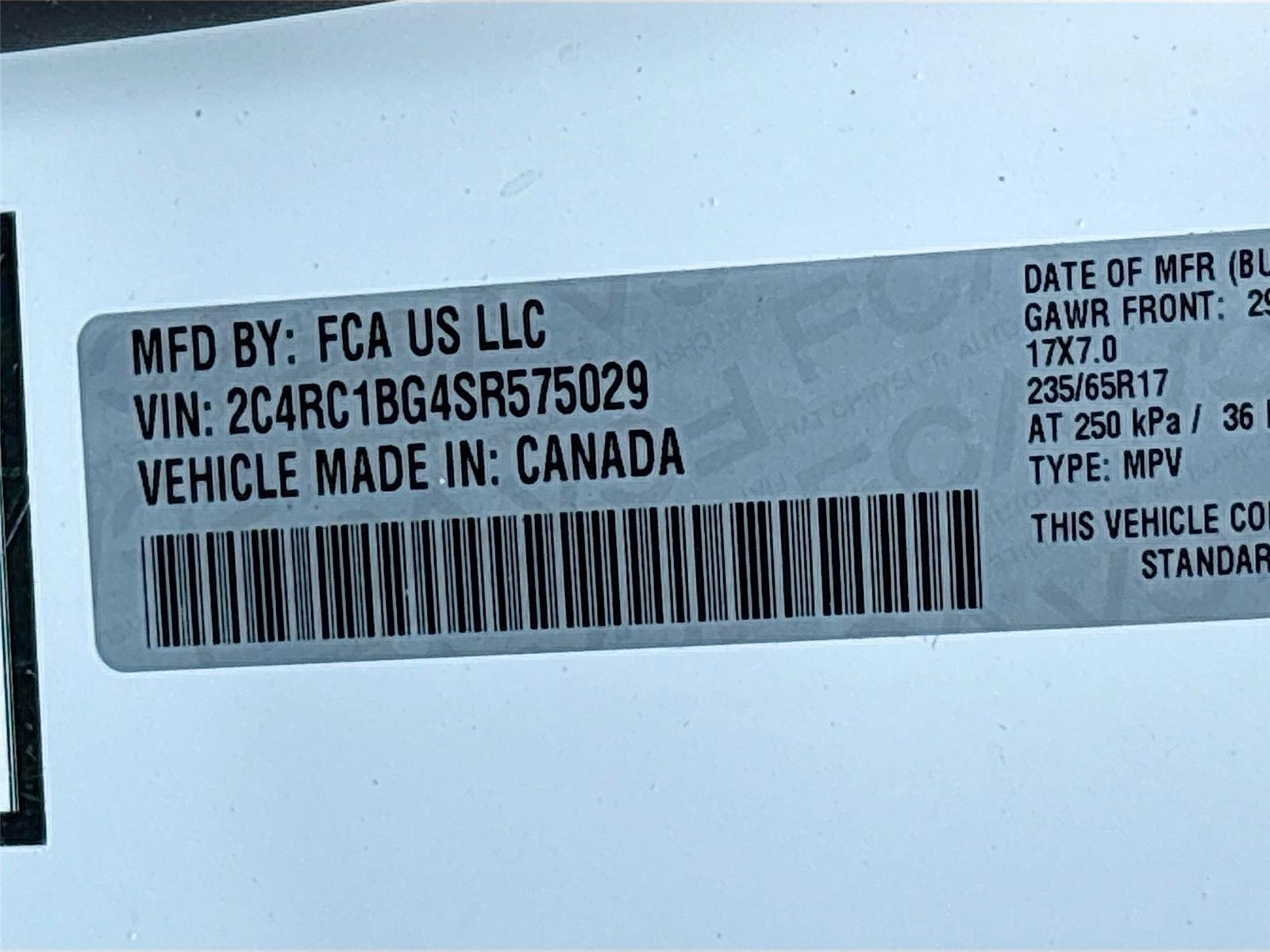 2025 Chrysler Pacifica Select