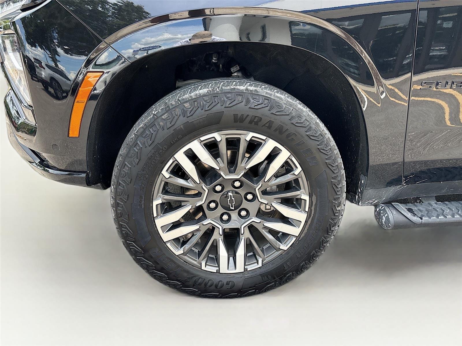 2025 Chevrolet Suburban Z71