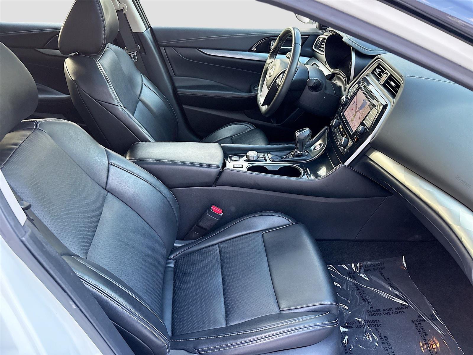 2023 NISSAN MAXIMA SL