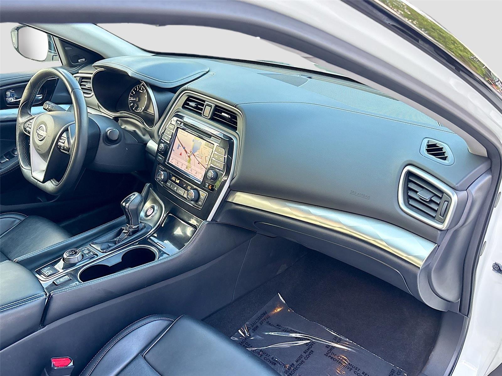 2023 NISSAN MAXIMA SL
