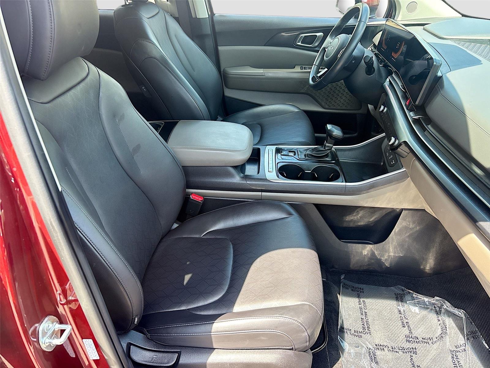 2025 Kia Carnival LXS