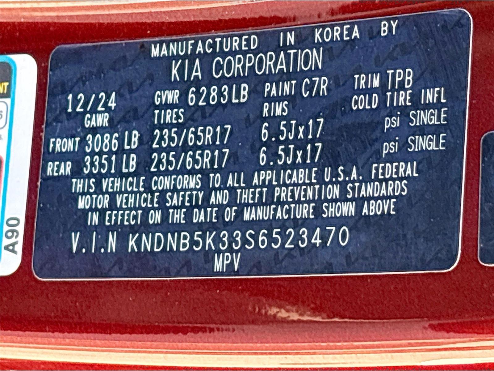 2025 Kia Carnival LXS
